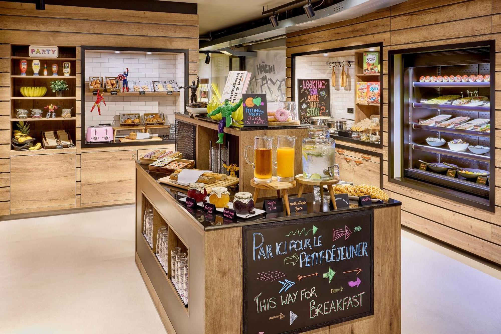 Moxy Luxembourg Airport Hotel Niederanven Екстериор снимка